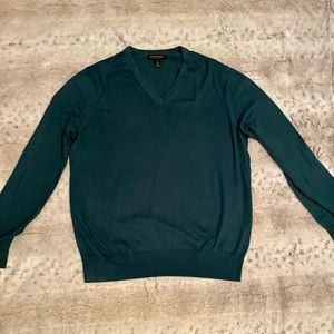 Men’s Banana Republic Cashmere blend v-neck sweater